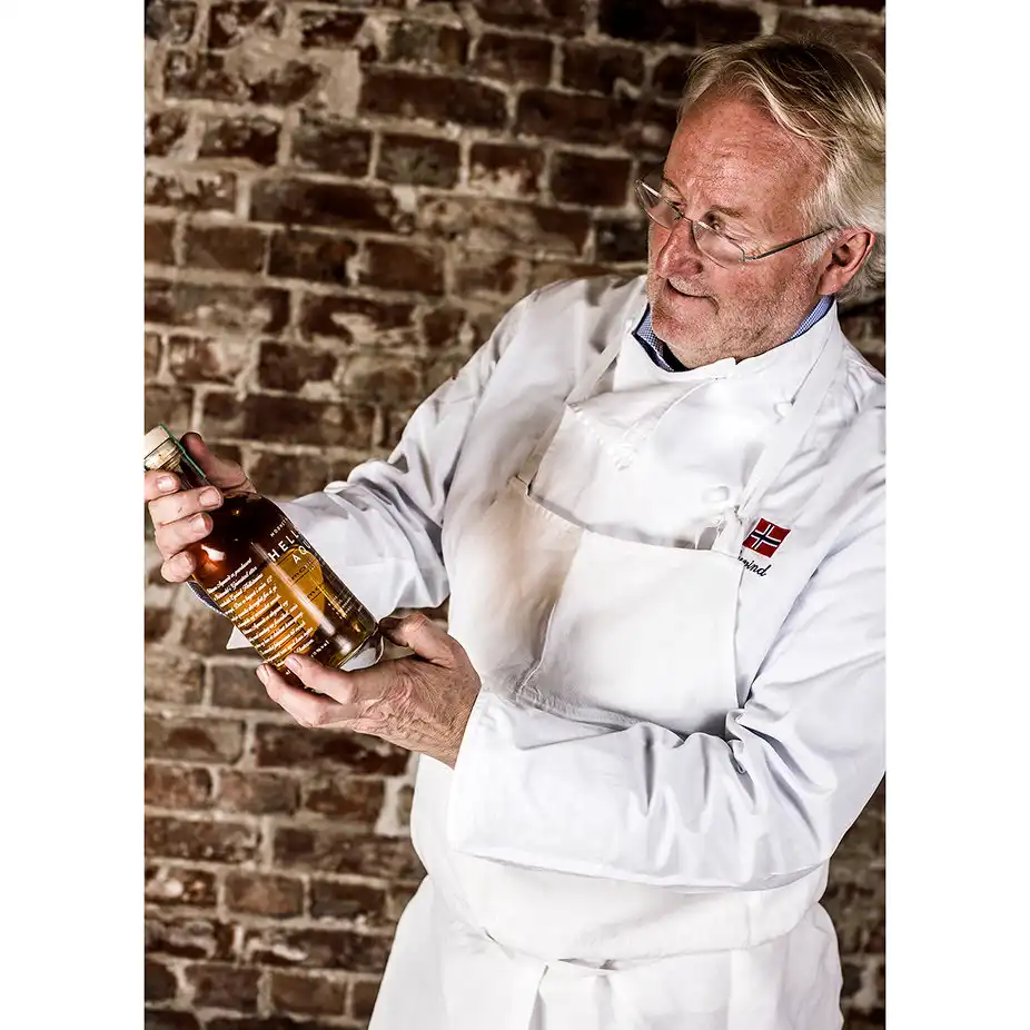 Hellstrøm Akvavit • 40% - 70 cl Hellstrøm Akvavit • 40% - 70 cl