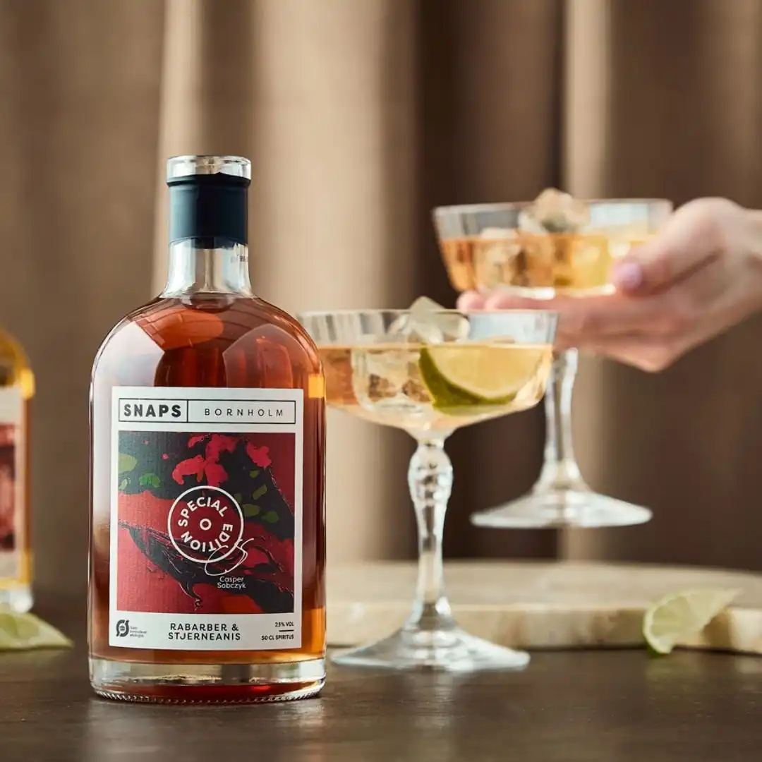 Casper Sobczyks Special Edition 1 – Rababer og Stjerneanis • 25% - 50 cl Casper Sobczyks Special Edition 1 – Rababer og Stjerneanis • 25% - 50 cl