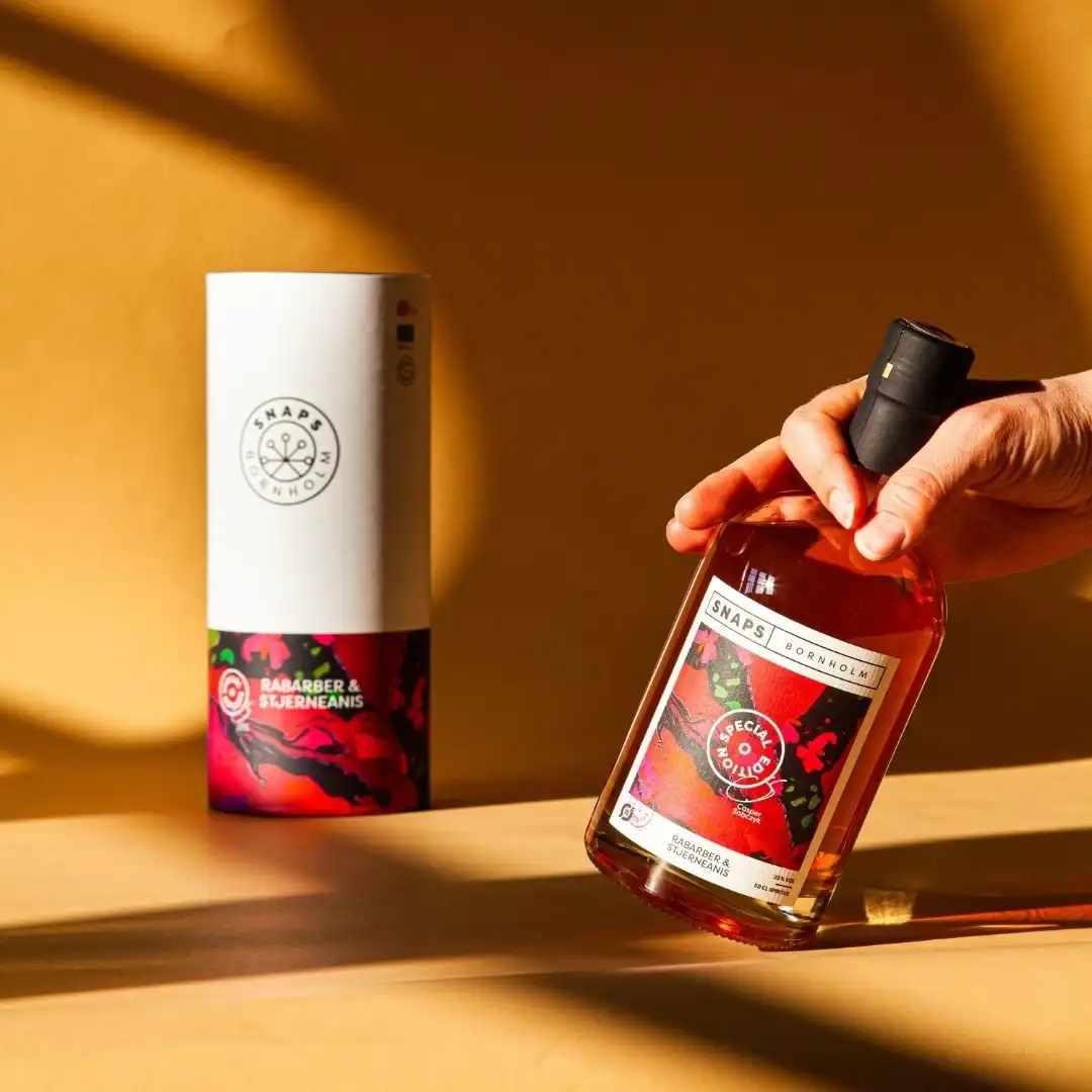 Casper Sobczyks Special Edition 1 – Rababer og Stjerneanis • 25% - 50 cl Casper Sobczyks Special Edition 1 – Rababer og Stjerneanis • 25% - 50 cl